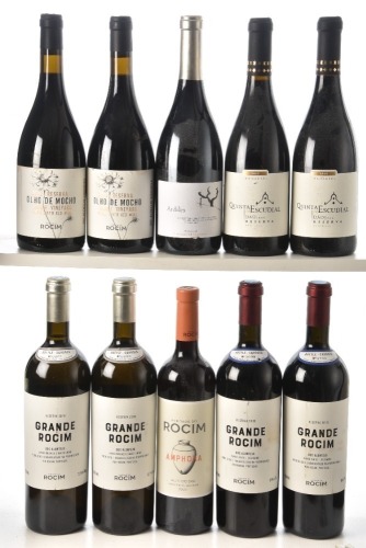 Herdade do Rocim Grande Rocim Branco 2019 2Bts Herdade do Rocim Amphora Vinho Tinto 2020 2 Bts Herdade do Rocim Olho de Mocha Reserva 2020 2 Herdade do Rocim Olho de Mocha Reserva 2020 2ts Herdade do Rocim Amphora Vinho Branco 2021 2Bts Herdade do Rocim G