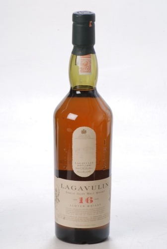 Lagavulin 16yr NV 1 bt Charity Lot - No Buyer's Premium - From a private collection in Sussex