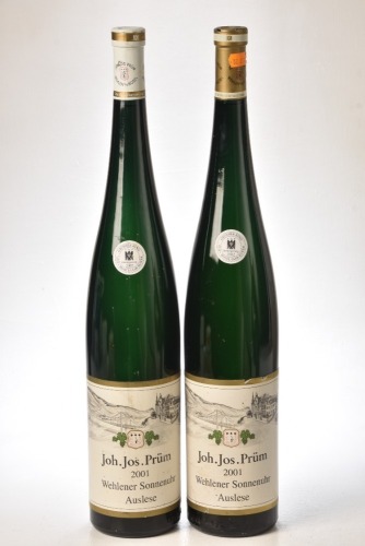 Wehlener Sonnenuhr Riesling auslese 2001 Goldkapsel VDP Auktion 1 Mag Wehlener Sonnenuhr Riesling auslese 2001 VDP Auktion 1 Mag Above 2 mags